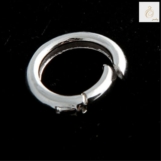 Close-up view of 925 sterling silver lobster clasp showing platinum plated finish and secure mechanism
