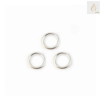 925 Sterling Silver Open Jump Rings 5mm x 0.8mm - Close-up view showing premium quality and smooth finish
