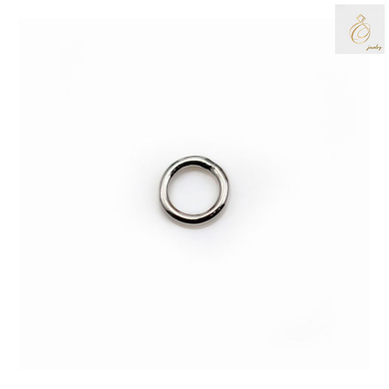 Close-up view of 925 Sterling Silver Platinum Plated Round Jump Rings showing quality and finish