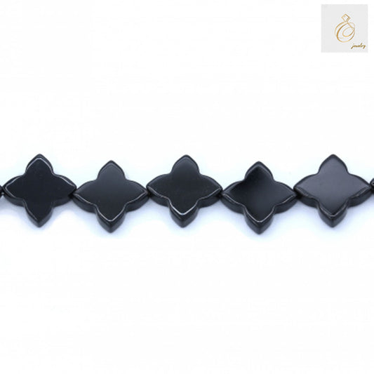 Black Agate Clover Size 14mm 38-40cmStrand - Detail Close-up
