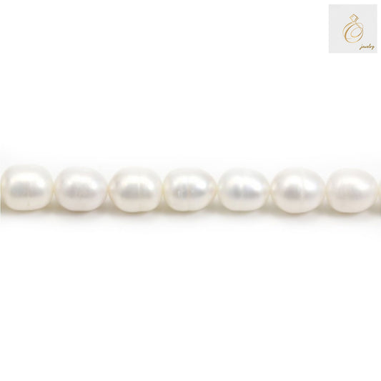 White freshwater cultured pearl strand, 7-8mm oval pearls, 39-40cm length "Close-up view of white freshwater cultured pearls showing natural luster and oval shape"
