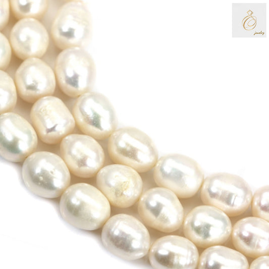 White freshwater cultured pearl necklace 8-9mm oval pearls 39-40cm strand natural luster