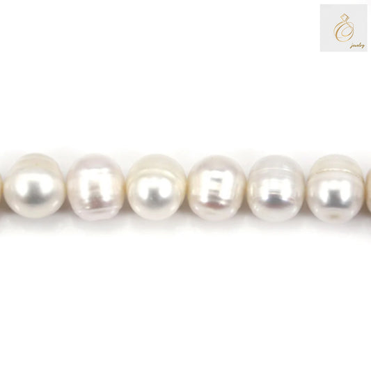 White freshwater cultured pearl strand, 10-11mm round pearls, 39-40cm length"
"Premium white cultured pearls with natural luster, round irregular shape"
"Elegant white freshwater pearl necklace strand for jewelry making